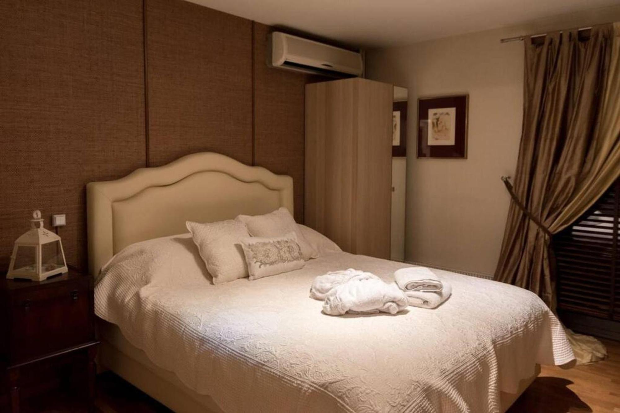 Ferienwohnung Βουλα A Gem At Voula 1' Walk From The Beach Athen Exterior foto